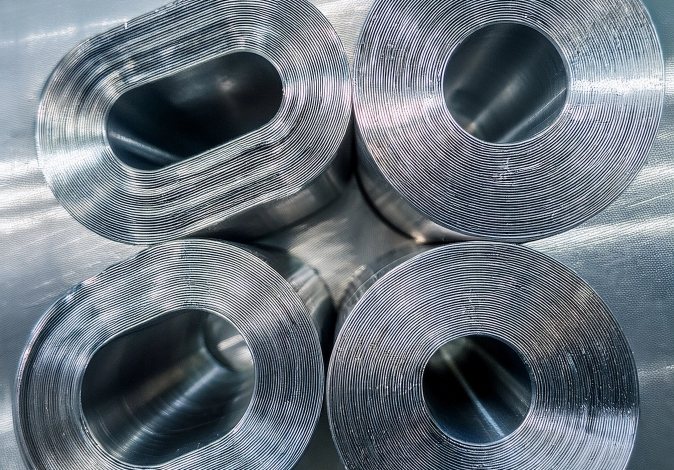 Firefly Runde, Ovale Und Eckige Hochglänzende Silberne Metallrohre 23014